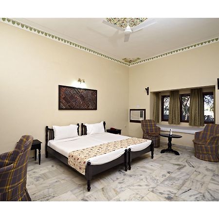 Alwar Bagh Sariska By Aamod Hotel Bagian luar foto